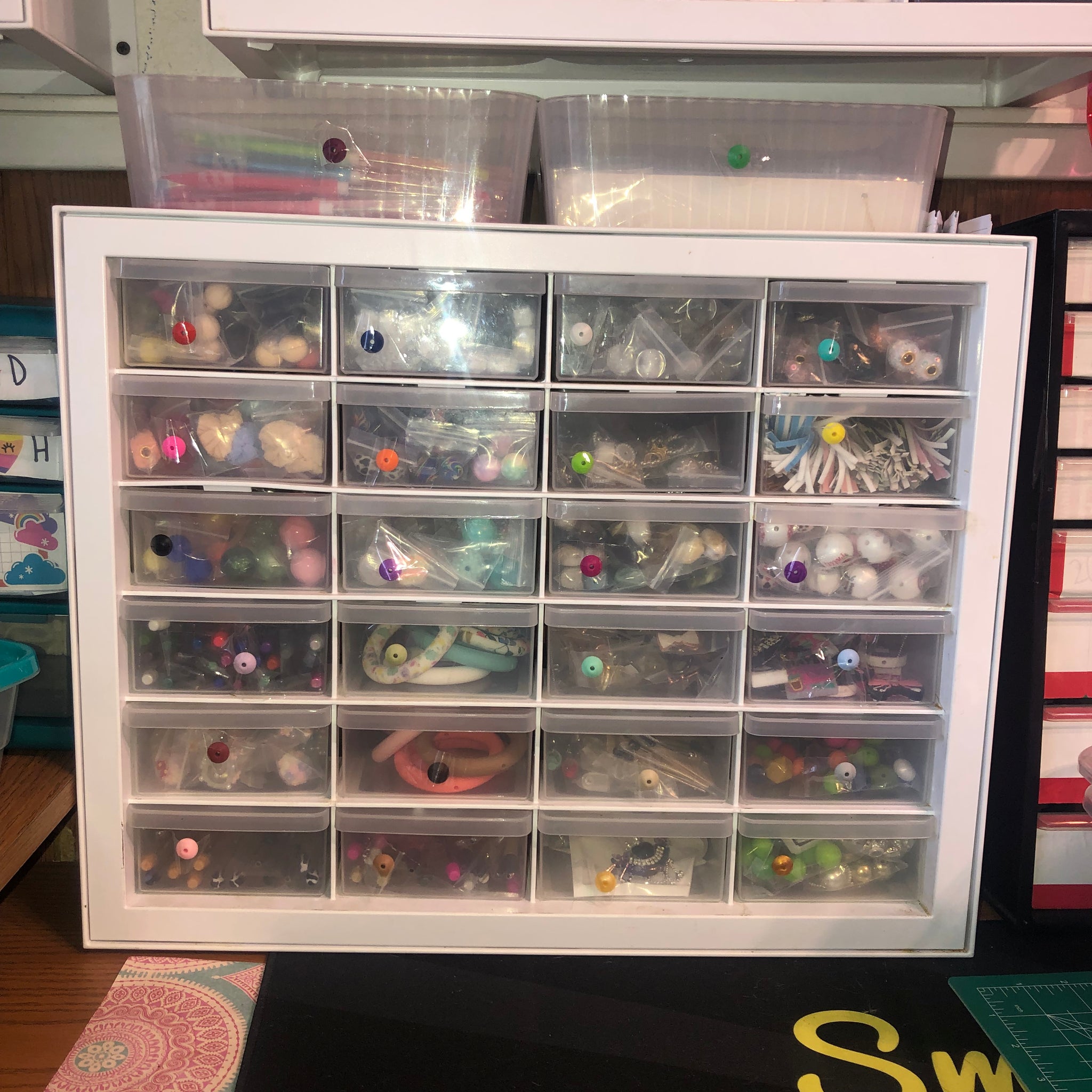 Starr's Mystery Scoops - Beads